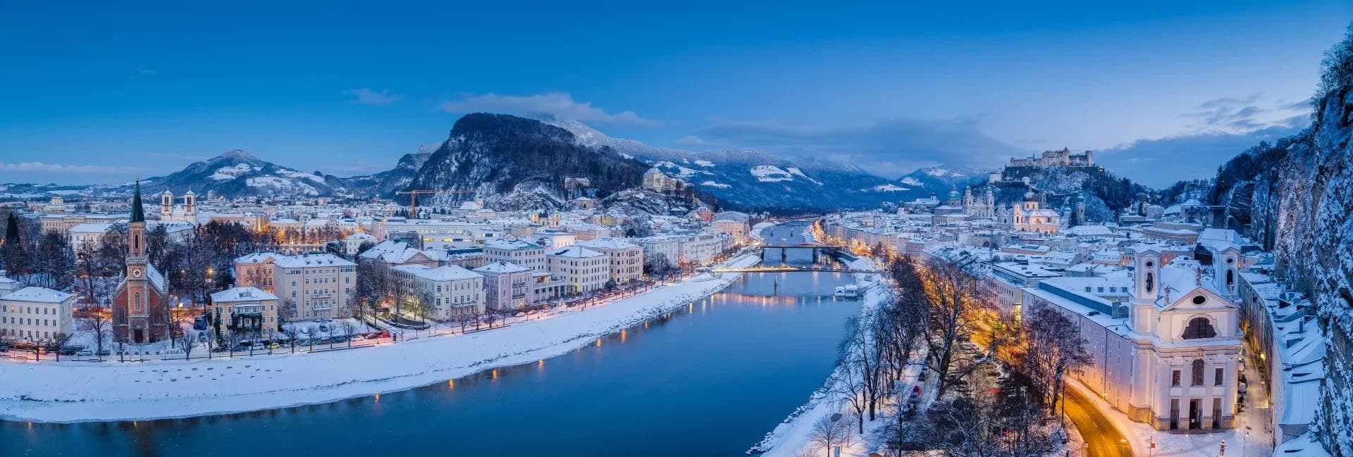 Panorama von Salzburg im Winter mit der Festung Hohensalzburg