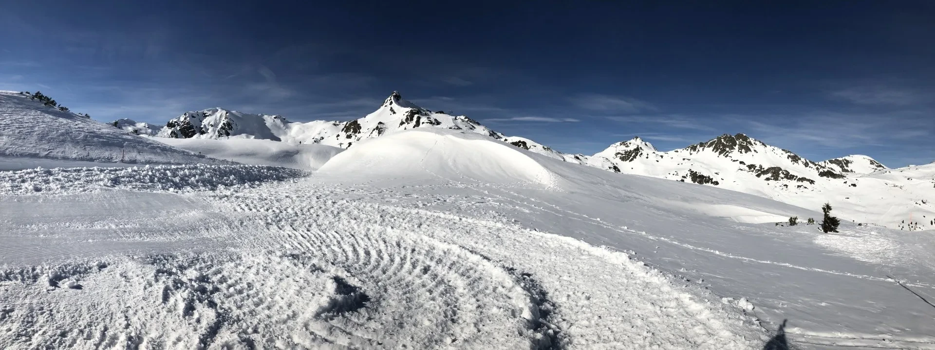 Besneeuwd berglandschap in de Lungau